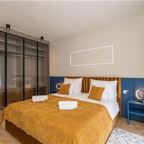 Luxury 4 Bedroom Villa with Infinity Pool, Sauna, Gym, Jacuzzi and Sea Views in Orašac, near Dubrovnik, Sleeps 8